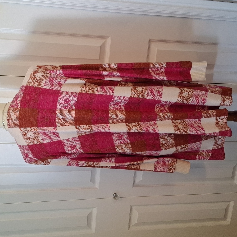 Plaid Open-Front Cardigan Sweater - Picture 5 of 6